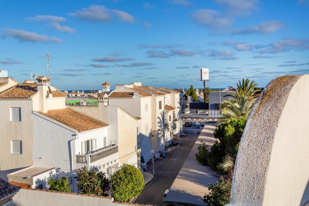 הוילה אוריהואלה Pool-Side Townhouse In Cabo Roig מראה חיצוני תמונה