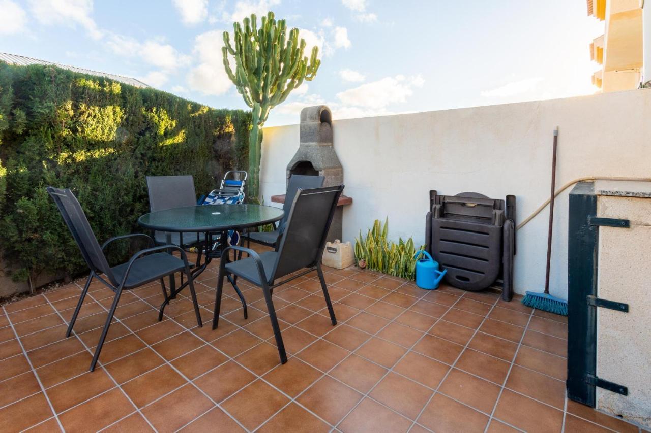 הוילה אוריהואלה Pool-Side Townhouse In Cabo Roig מראה חיצוני תמונה